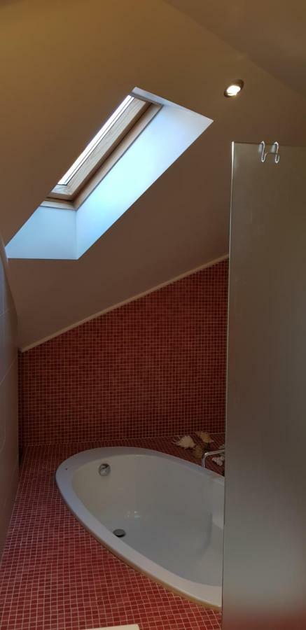 Exceptional Uzupis Bridge 3 Bedroom Apartment VNO Esterno foto